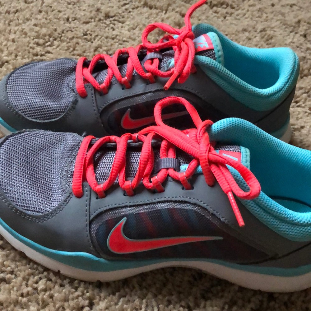 Nike training shoe size 7